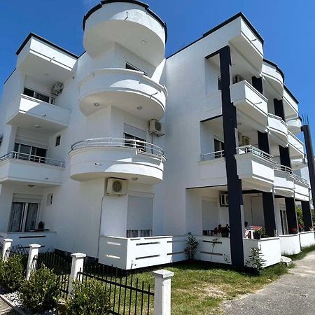 Apartmani Agovic Улцинь Экстерьер фото