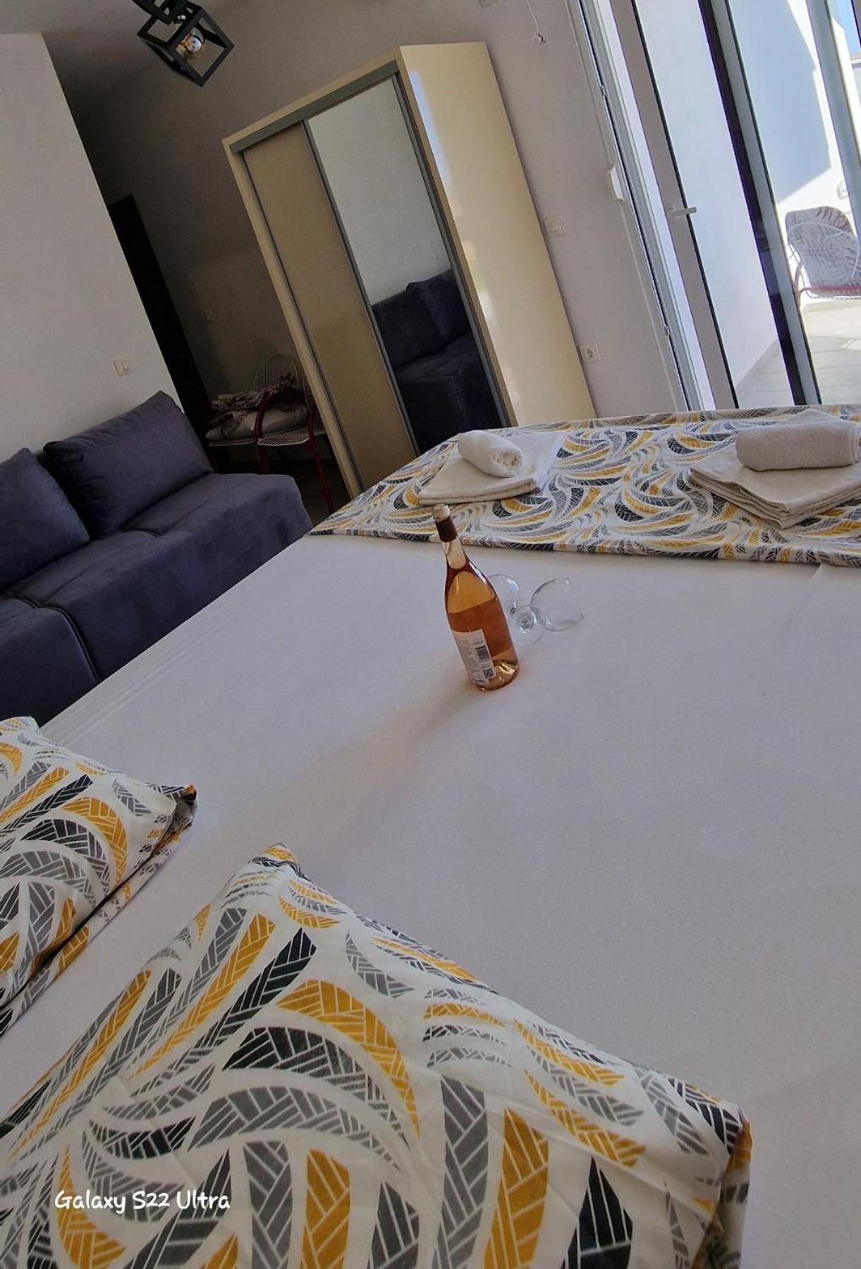 Apartmani Agovic Улцинь Экстерьер фото