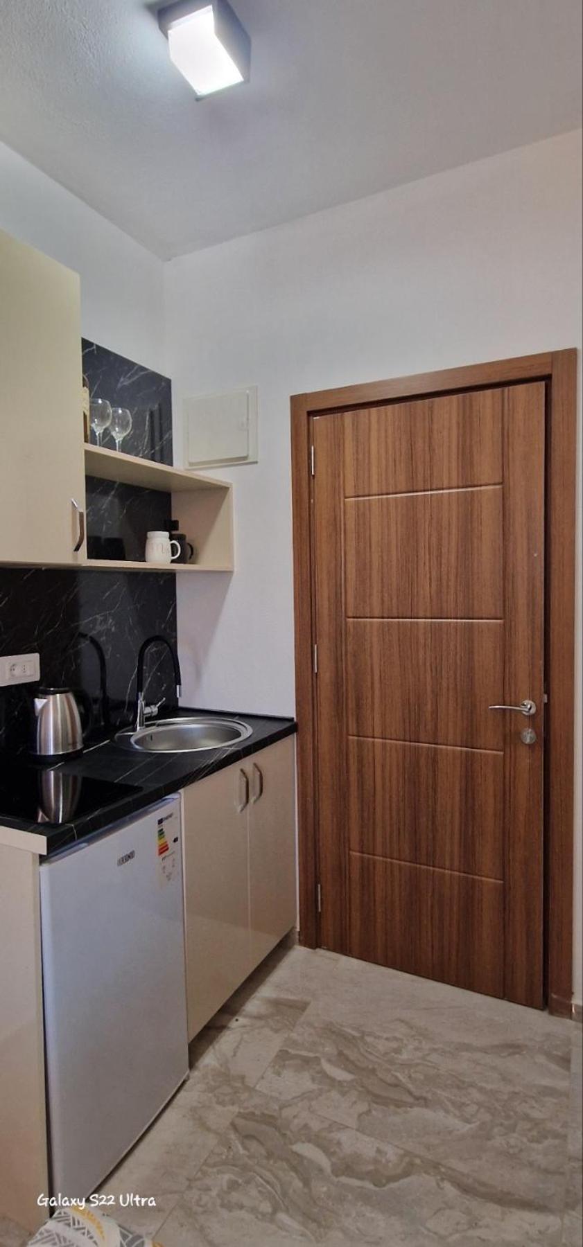 Apartmani Agovic Улцинь Экстерьер фото