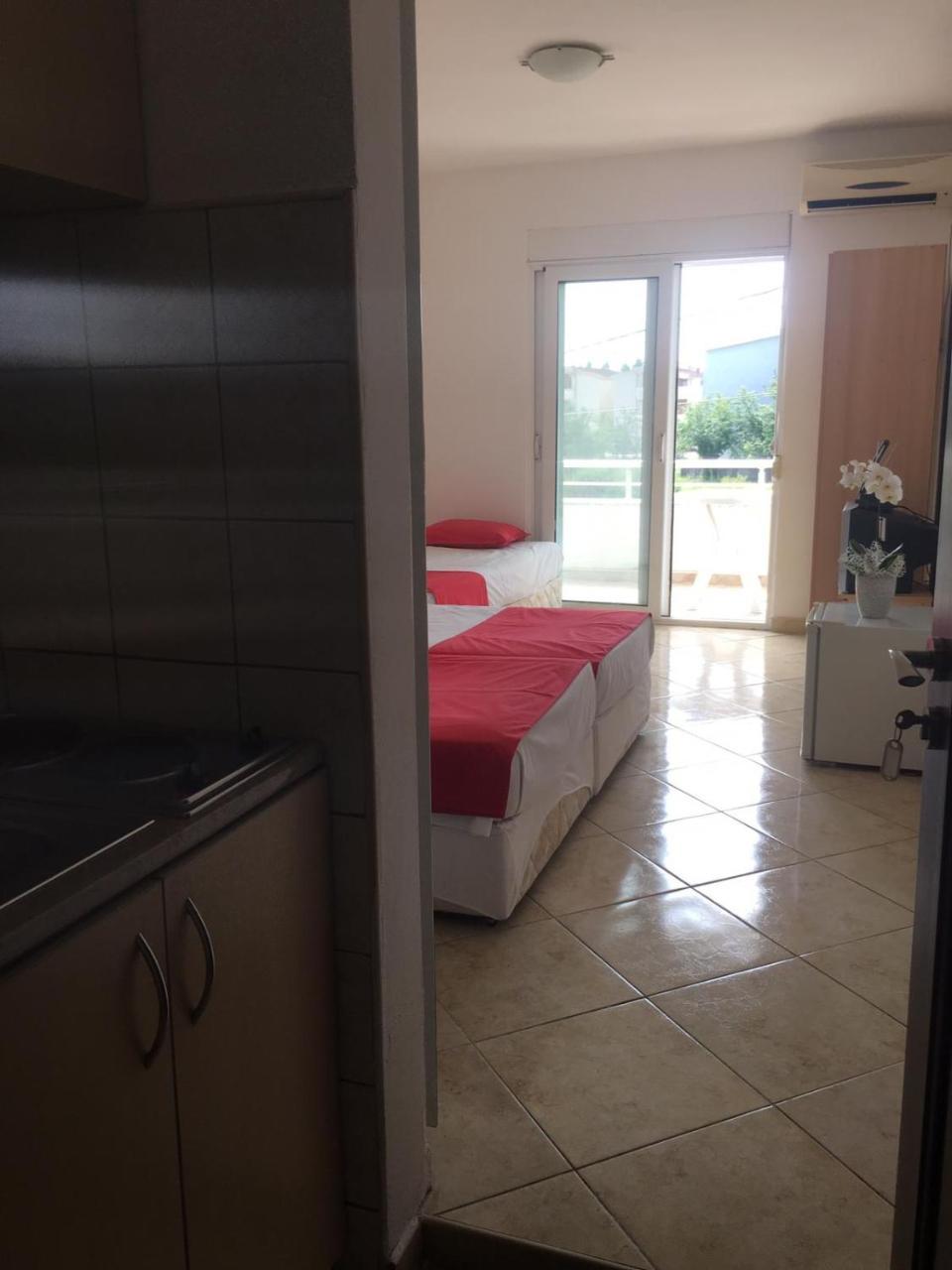 Apartmani Agovic Улцинь Экстерьер фото